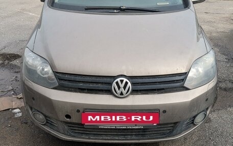 Volkswagen Golf Plus II, 2010 год, 650 000 рублей, 2 фотография