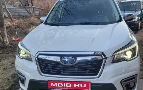 Subaru Forester, 2019 год, 3 125 000 рублей, 2 фотография