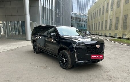 Cadillac Escalade V, 2021 год, 13 000 000 рублей, 3 фотография