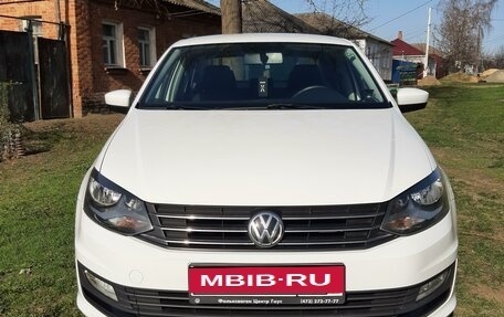 Volkswagen Polo VI (EU Market), 2015 год, 970 000 рублей, 1 фотография