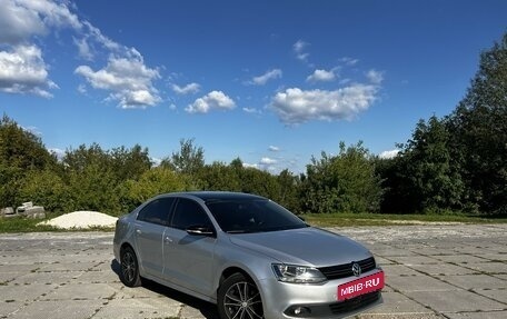 Volkswagen Jetta VI, 2012 год, 1 200 000 рублей, 3 фотография