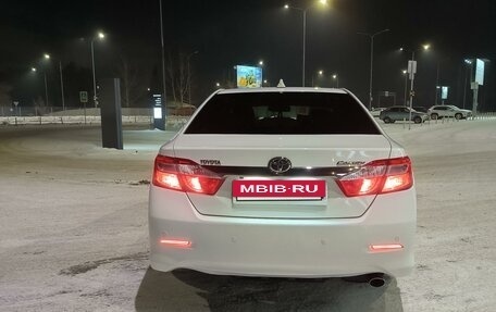 Toyota Camry, 2013 год, 1 850 000 рублей, 4 фотография