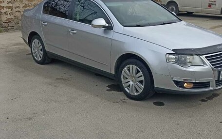 Volkswagen Passat B6, 2010 год, 980 000 рублей, 3 фотография