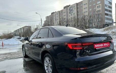 Audi A4, 2018 год, 2 690 000 рублей, 6 фотография