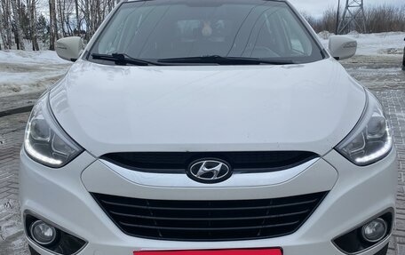 Hyundai ix35 I рестайлинг, 2014 год, 1 700 000 рублей, 2 фотография