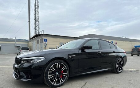 BMW M5, 2019 год, 9 450 000 рублей, 3 фотография