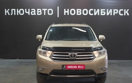 Toyota Highlander III, 2012 год, 2 067 999 рублей, 2 фотография