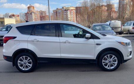 Ford Escape III, 2019 год, 1 999 999 рублей, 4 фотография