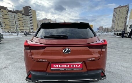 Lexus UX I, 2018 год, 3 330 000 рублей, 2 фотография