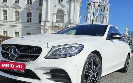 Mercedes-Benz C-Класс, 2018 год, 3 500 000 рублей, 7 фотография
