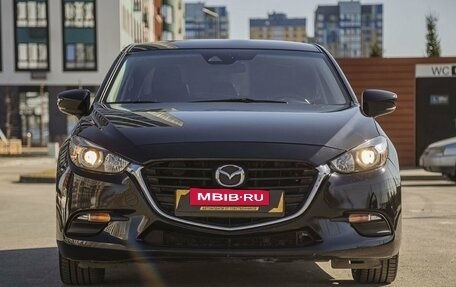 Mazda 3, 2018 год, 2 216 000 рублей, 2 фотография