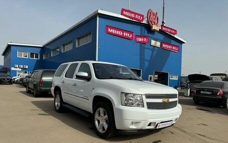 Chevrolet Tahoe III, 2013 год, 2 850 000 рублей, 1 фотография