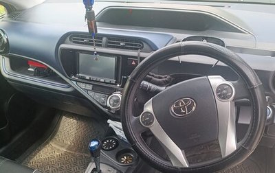 Toyota Aqua I, 2015 год, 1 170 000 рублей, 1 фотография