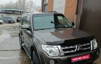 Mitsubishi Pajero IV, 2013 год, 2 340 000 рублей, 1 фотография
