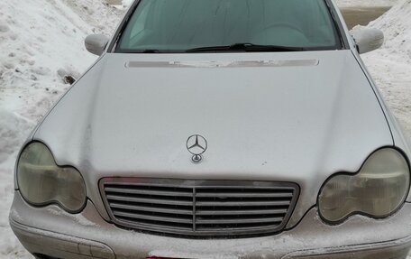 Mercedes-Benz C-Класс, 2000 год, 480 000 рублей, 2 фотография