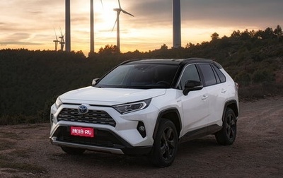 Toyota RAV4, 2019 год, 3 290 000 рублей, 1 фотография
