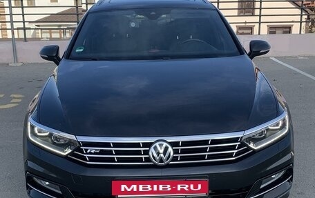 Volkswagen Passat B8 рестайлинг, 2019 год, 2 540 000 рублей, 2 фотография