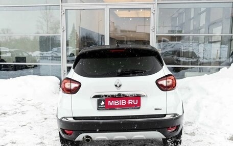 Renault Kaptur I рестайлинг, 2021 год, 1 879 000 рублей, 6 фотография