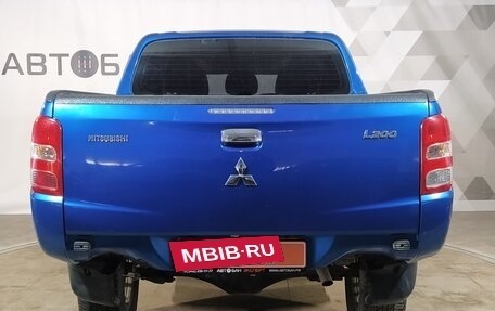 Mitsubishi L200 IV рестайлинг, 2017 год, 2 458 999 рублей, 5 фотография