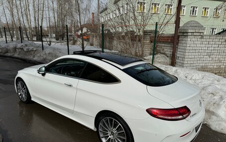 Mercedes-Benz C-Класс, 2019 год, 4 200 000 рублей, 1 фотография