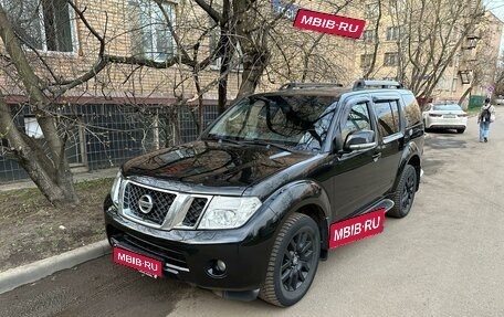 Nissan Pathfinder, 2010 год, 1 495 000 рублей, 1 фотография