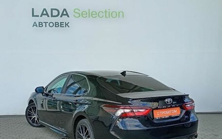 Toyota Camry, 2021 год, 3 900 000 рублей, 6 фотография