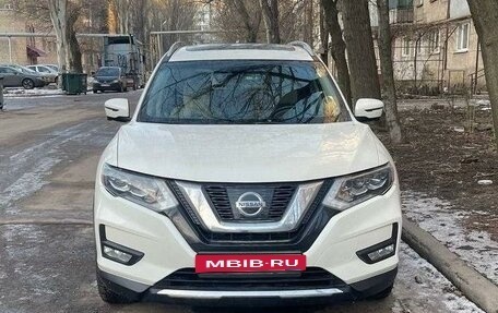 Nissan Rogue II, 2017 год, 2 300 000 рублей, 1 фотография