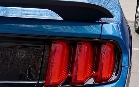 Ford Mustang VI рестайлинг, 2016 год, 3 000 000 рублей, 5 фотография