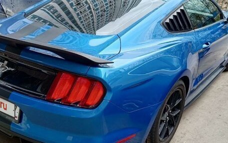 Ford Mustang VI рестайлинг, 2016 год, 3 000 000 рублей, 4 фотография