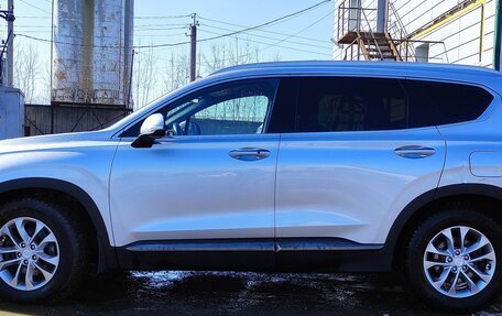 Hyundai Santa Fe IV, 2019 год, 2 600 000 рублей, 2 фотография