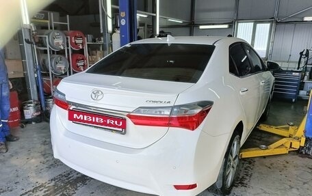 Toyota Corolla, 2017 год, 1 785 000 рублей, 3 фотография