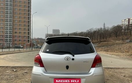 Toyota Vitz, 2009 год, 750 000 рублей, 2 фотография