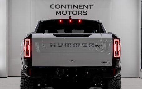 GMC Hummer EV, 2023 год, 24 000 000 рублей, 2 фотография