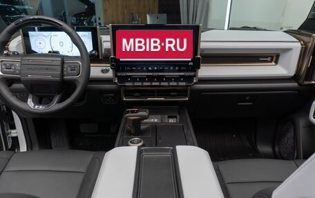 GMC Hummer EV, 2023 год, 24 000 000 рублей, 8 фотография
