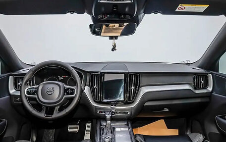 Volvo XC60 II, 2021 год, 3 800 600 рублей, 6 фотография