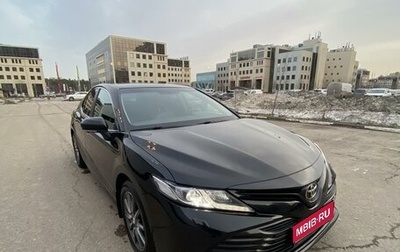 Toyota Camry, 2018 год, 2 900 000 рублей, 1 фотография