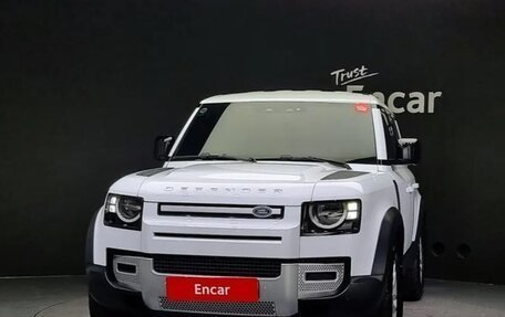 Land Rover Defender II, 2020 год, 5 805 000 рублей, 3 фотография