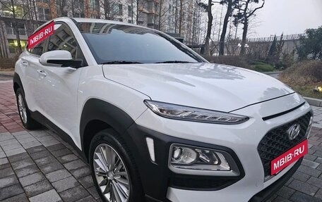 Hyundai Kona I, 2020 год, 2 050 000 рублей, 3 фотография