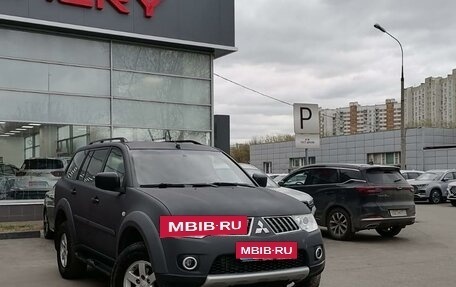 Mitsubishi Pajero Sport II рестайлинг, 2013 год, 1 665 000 рублей, 3 фотография