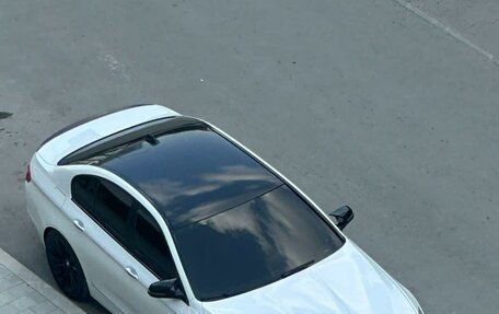 BMW 5 серия, 2014 год, 2 700 000 рублей, 4 фотография