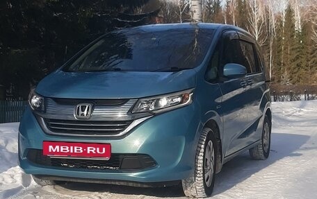 Honda Freed II, 2017 год, 1 800 000 рублей, 2 фотография