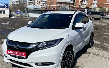 Honda Vezel, 2014 год, 1 350 000 рублей, 3 фотография