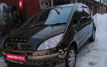 Mitsubishi Colt VI рестайлинг, 2004 год, 495 000 рублей, 1 фотография