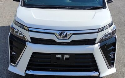 Toyota Voxy III, 2018 год, 2 850 000 рублей, 1 фотография