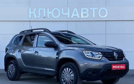 Renault Duster, 2022 год, 1 850 000 рублей, 3 фотография