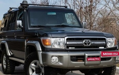 Toyota Land Cruiser 70, 2010 год, 4 800 000 рублей, 1 фотография