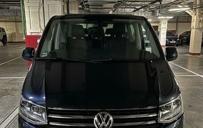 Volkswagen Multivan T6 рестайлинг, 2019 год, 4 890 000 рублей, 1 фотография