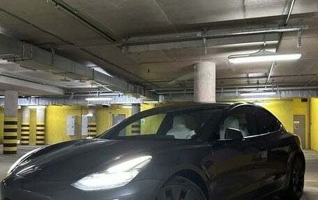 Tesla Model 3 I, 2021 год, 5 500 000 рублей, 1 фотография