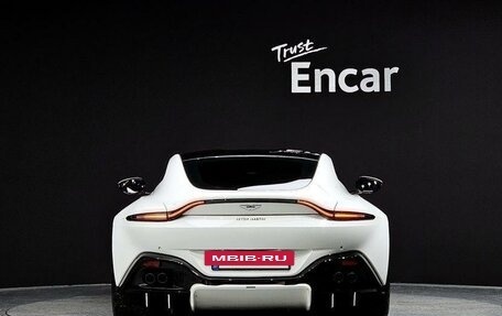 Aston Martin V8 Vantage IV, 2020 год, 14 800 000 рублей, 4 фотография