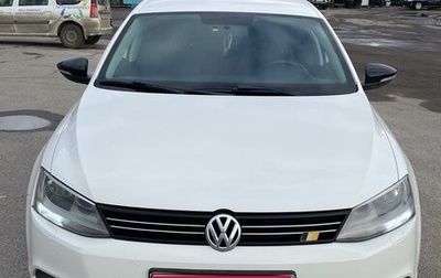 Volkswagen Jetta VI, 2013 год, 930 000 рублей, 1 фотография